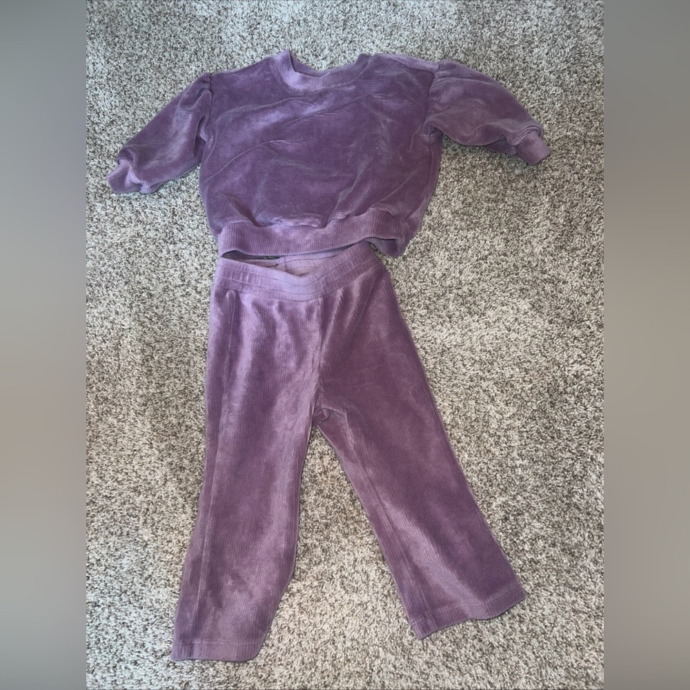Baby Gap 12-18 Months Purple Two Piece Lounge Outfit Velvet/Chenille Cotton